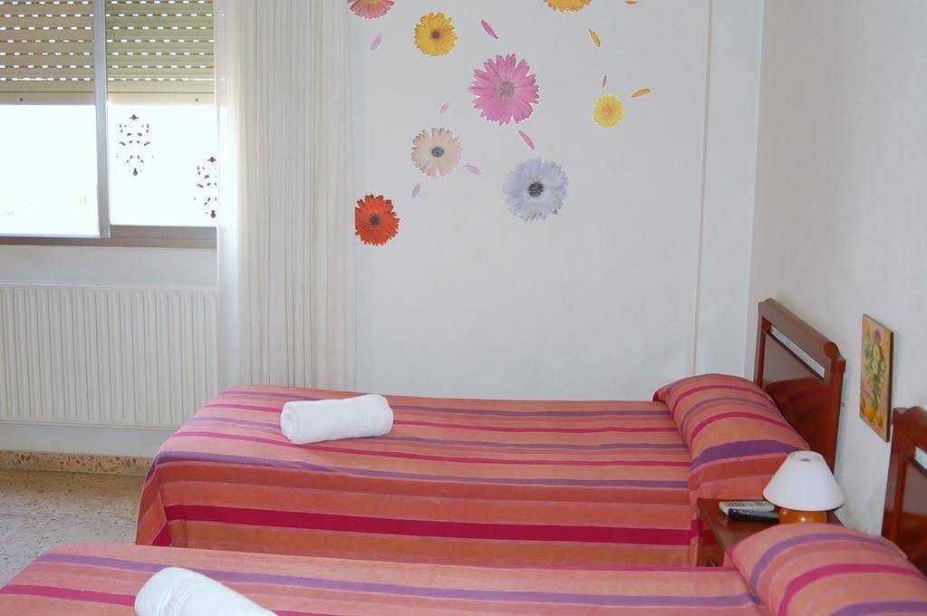 Pension Cinco Villas ログローニョ エクステリア 写真